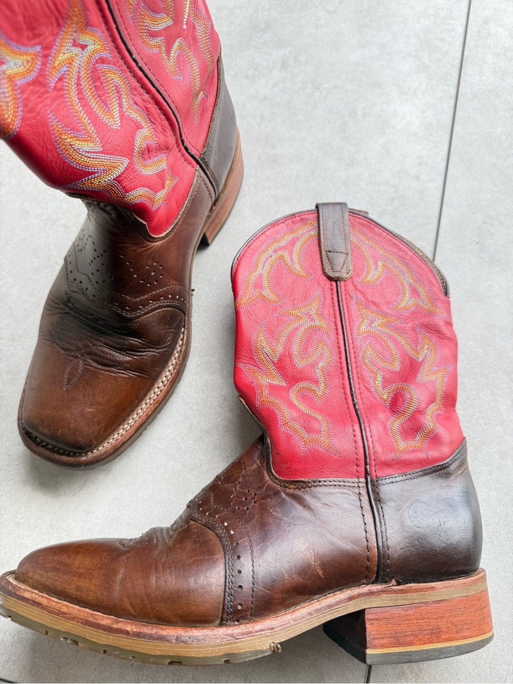 Double H Brown Leather Western Boots SZ 9with Red Embroidered Shaft square front - Picture 2 of 12